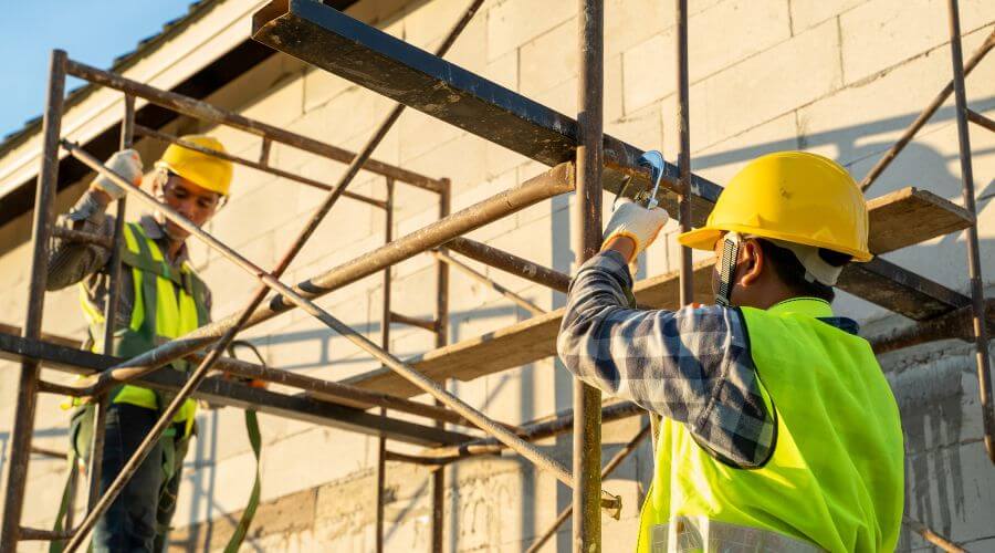 Professional fairlawn roofing services in Forreston, TX